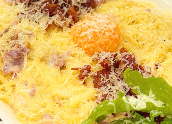 Creamy spaghetti carbonara brunch plate
